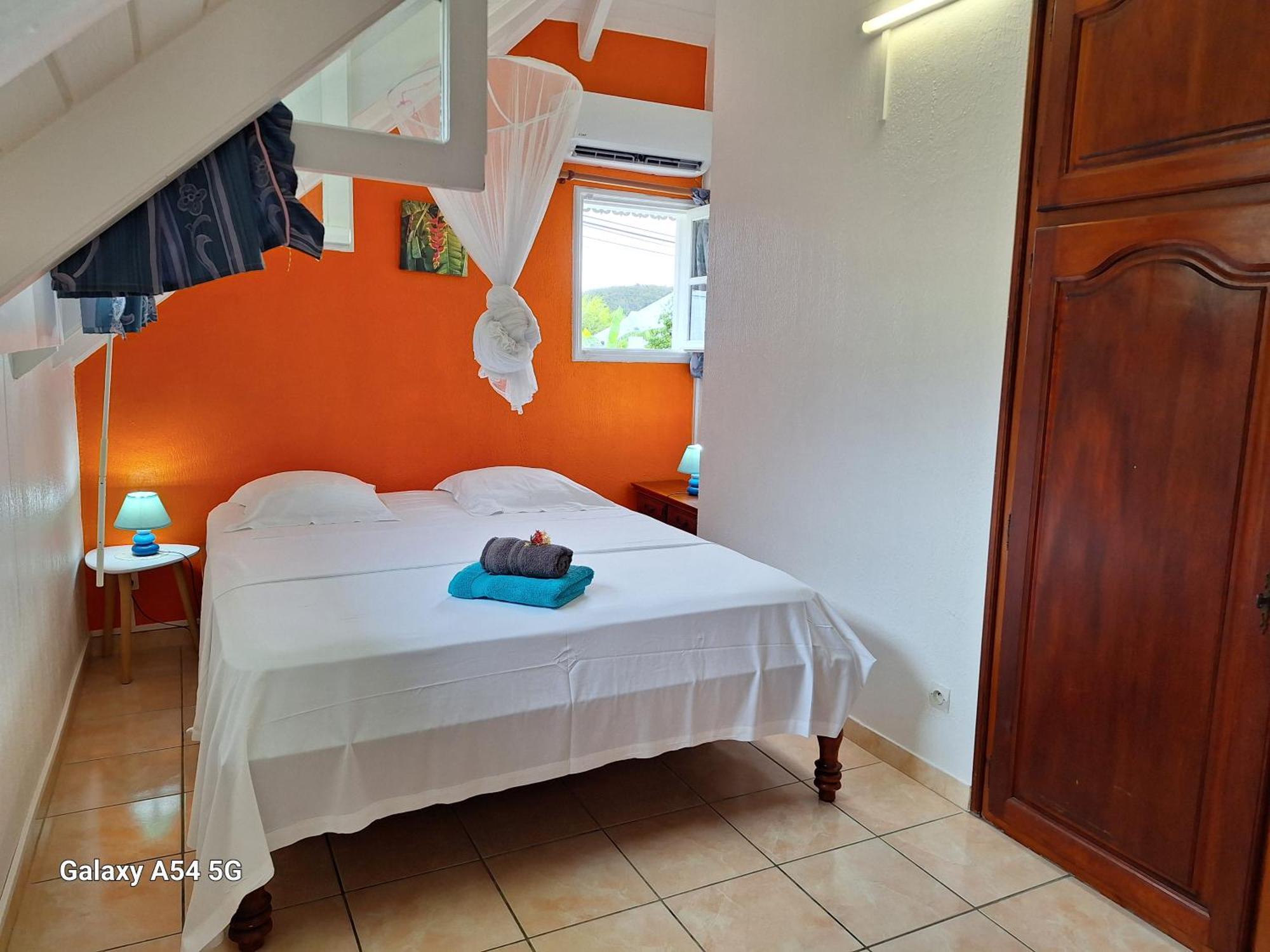 Villa Les Petites Fleurs de Poirier à Bouillante Chambre photo